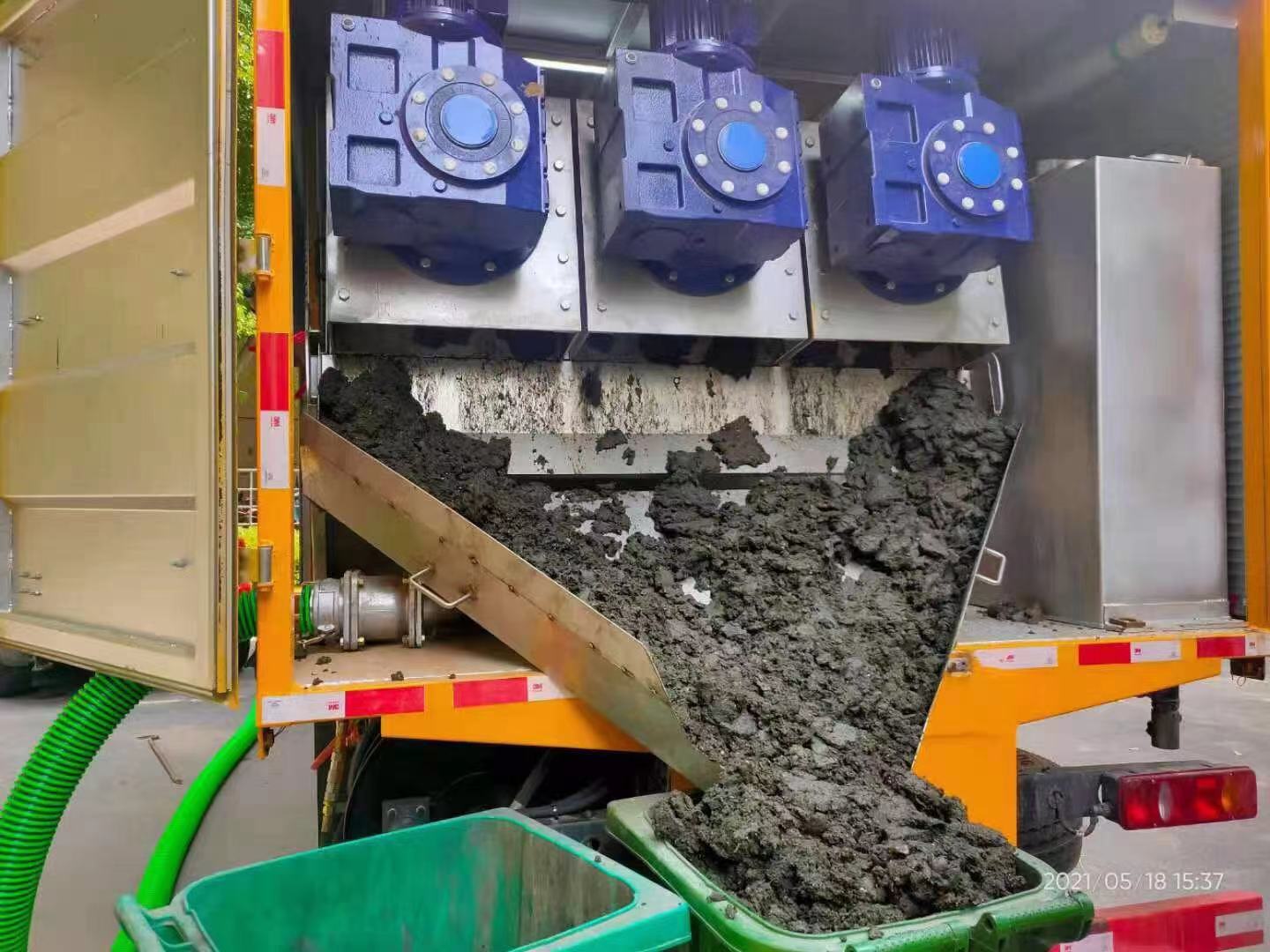 察隅化粪池清掏城市维护站-泥浆净化干湿分离处理